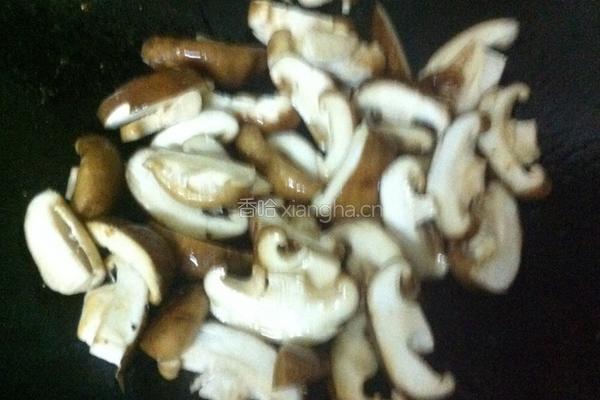 肉片炒香菇的做法图解3