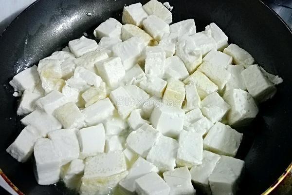 香煎豆腐的做法图解4