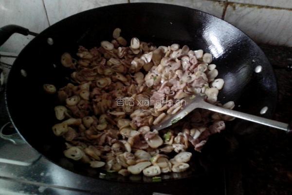 草菇炒肉的做法图解9