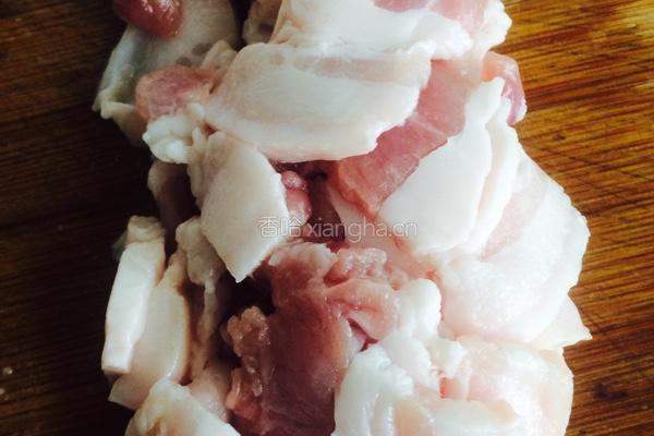 茭白炒肉的做法图解2