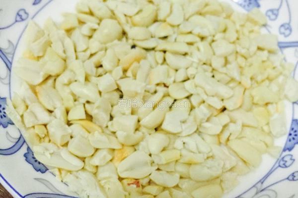 抹茶牛轧糖的做法图解2