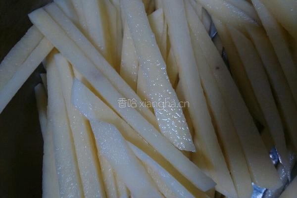 炸薯条的做法图解1