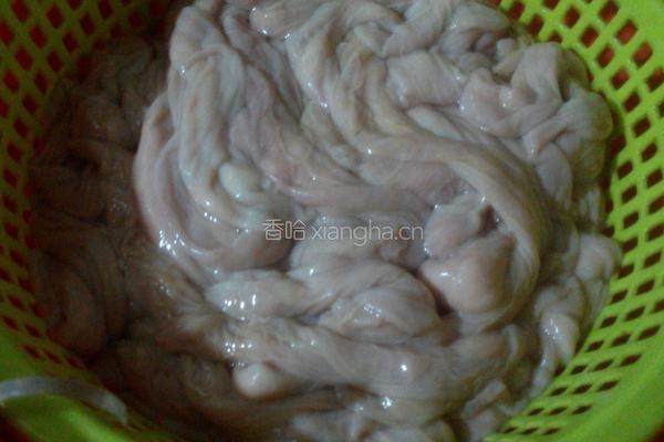 卤猪小肠的做法图解1