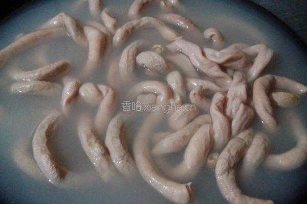 卤猪小肠的做法图解2