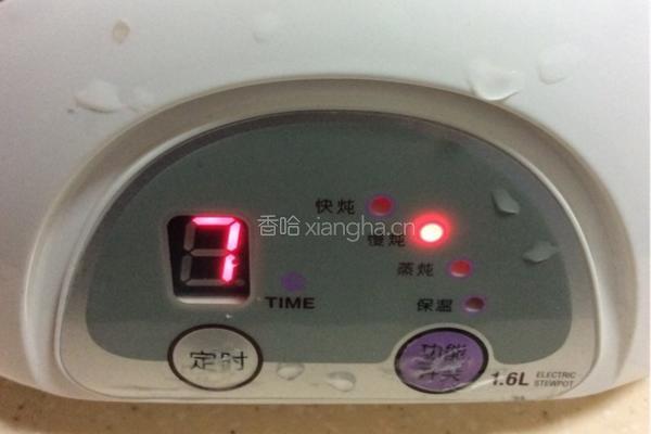 花生排骨瓦罐汤的做法图解9