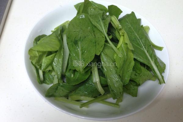 鲜菇蛋花汤的做法图解2