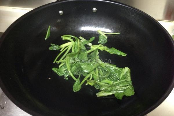 鲜菇蛋花汤的做法图解5