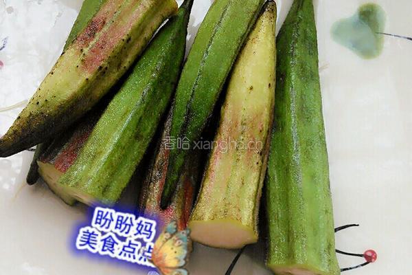 秋葵炒肠的做法图解1