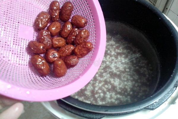 红豆薏米粥的做法图解5