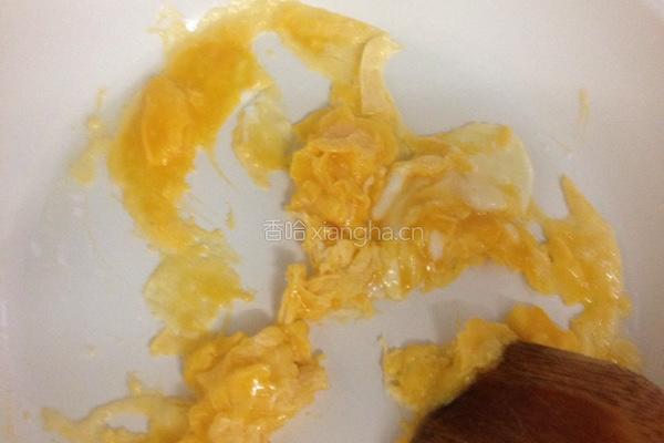 培根蛋炒饭的做法图解2