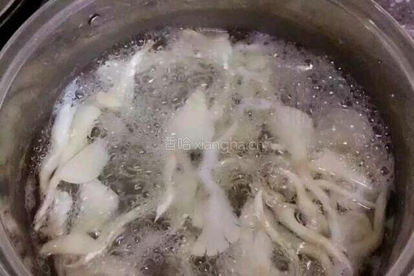 干炸蘑菇的做法图解2