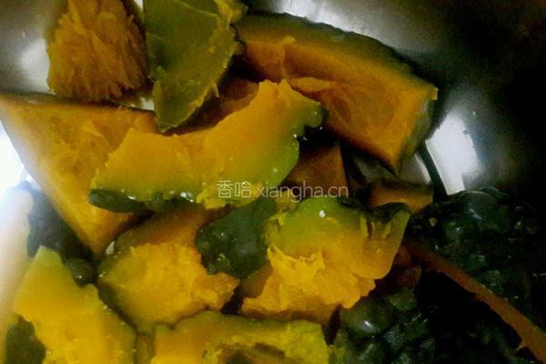 飘香美味南瓜饼的做法图解2