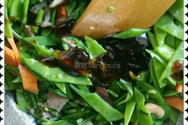 扁豆角炒香菇牛肉的做法图解13