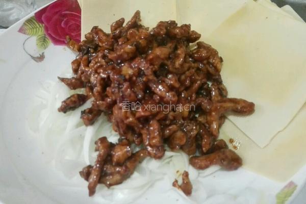 菜馆点菜率极高的菜《京酱肉丝》的做法图解5