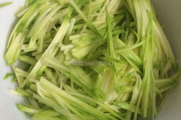 西葫芦鸡蛋饼的做法图解3
