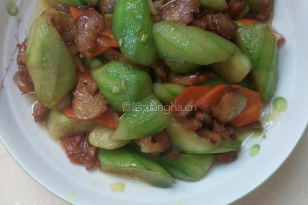 五花肉烧丝瓜