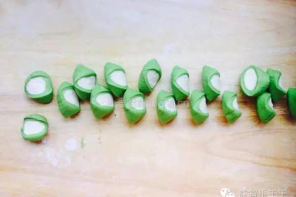 白菜饺子的做法图解6