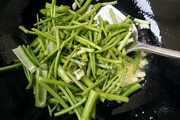 蒜蓉空心菜的做法图解6