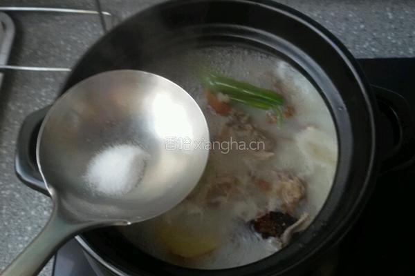 奶白鸭汤的做法图解6