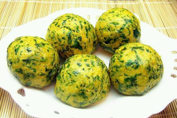 玉米面窝窝头菜的做法图解7