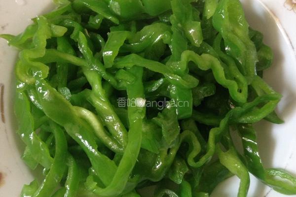 素炒手撕面筋的做法图解5