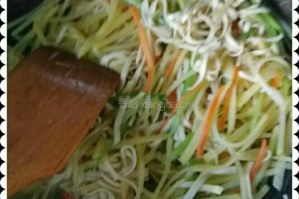 干豆付炒土豆丝的做法图解7