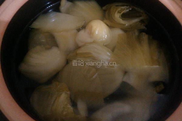 酸菜煮猪杂的做法图解5