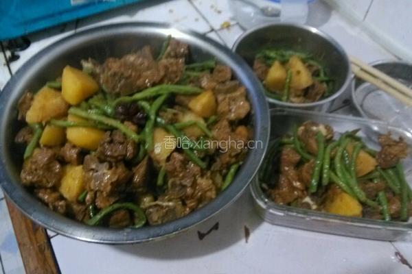 土豆烧排骨豇豆 五香味的做法图解6