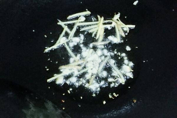 醋溜娃娃菜的做法图解4