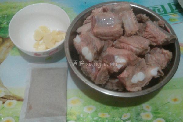 卤排骨的做法图解2