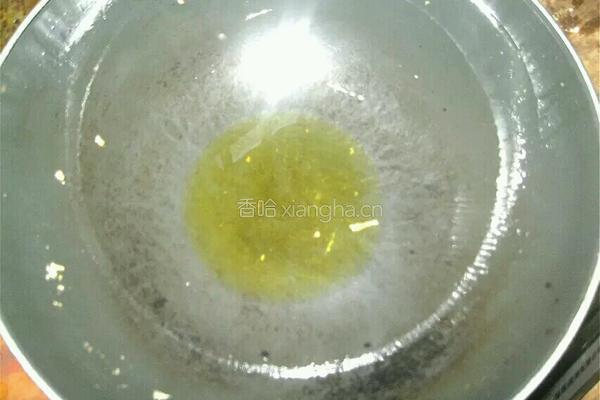 黄豆芽烧五花肉的做法图解1