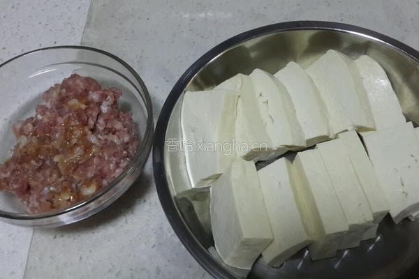 肉沫豆腐的做法图解1