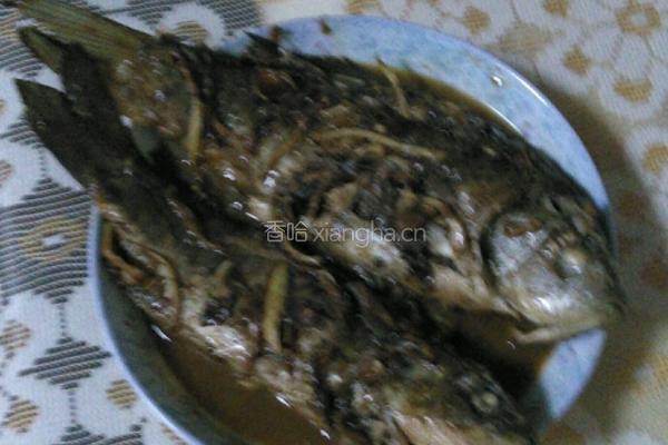 红烧鲫鱼的做法图解6