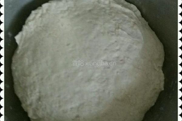 韭菜盒子的做法图解1