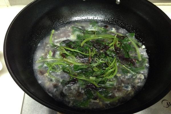 皮蛋苋菜汤的做法图解7