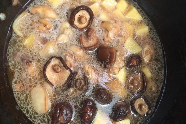 香菇土豆鸡腿的做法图解6