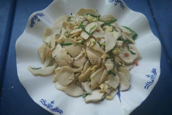杏鲍菇炒鸡蛋的做法图解13