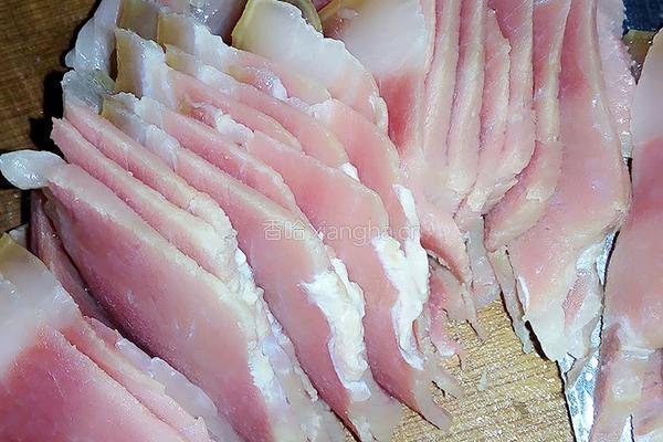 腊肉炒西芹的做法图解7