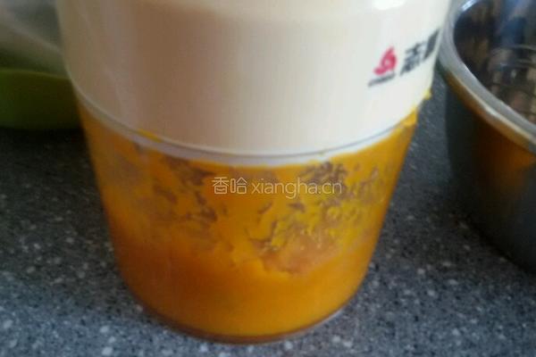 南瓜戚风蛋糕的做法图解3