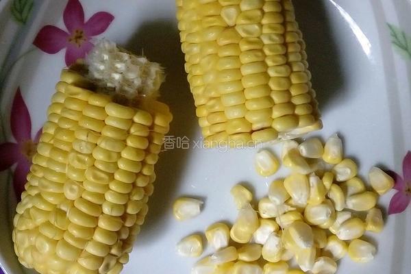 香菇洋葱玉米炒干鱿鱼的做法图解1