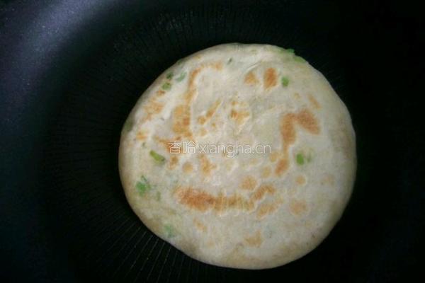葱油饼的做法图解10
