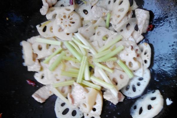 藕片炒肉的做法图解11