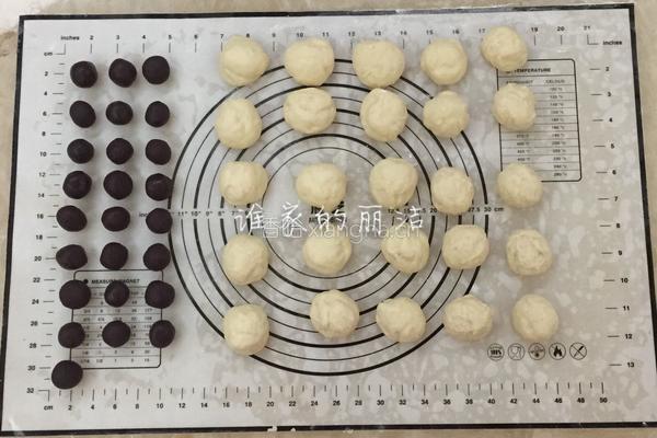 红豆奶香小餐包（面包机揉面版）的做法图解4
