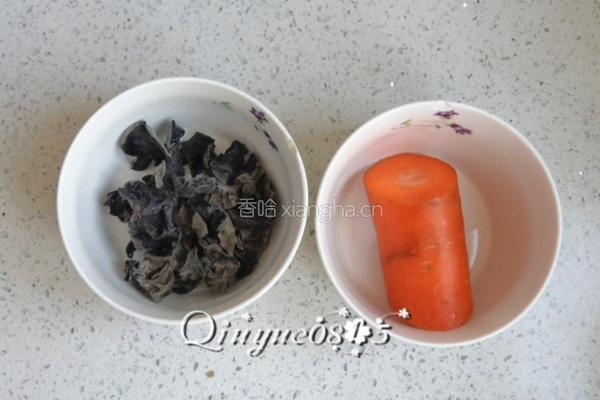 菜花木耳的做法图解1