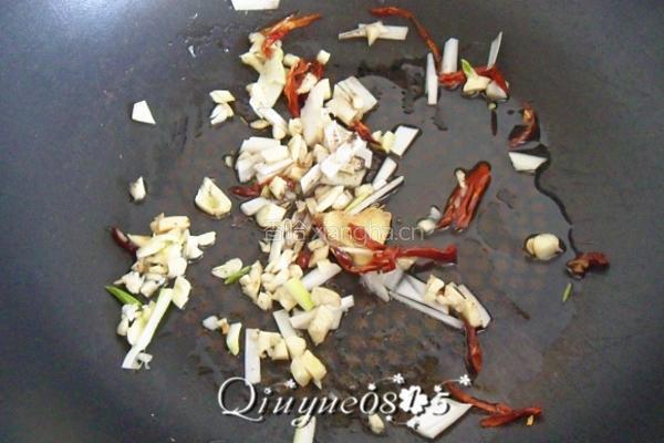 菜花木耳的做法图解5