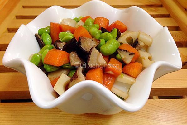 三丁炒蘑菇