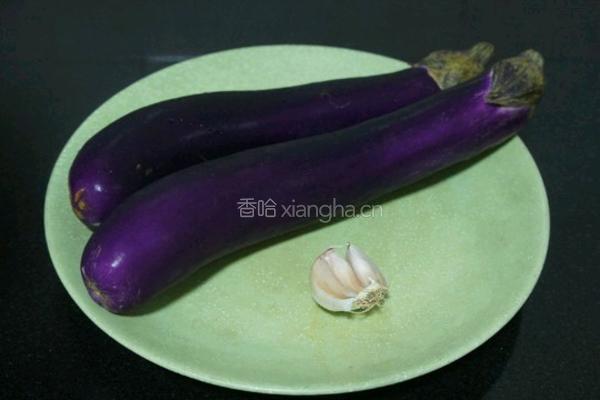 手撕茄子的做法图解1