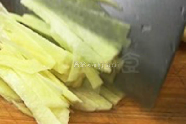 胡萝卜土豆丝的做法图解3