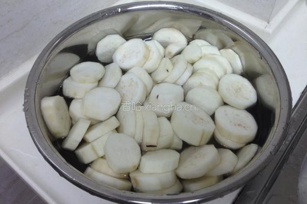毛豆烧茄子的做法图解3
