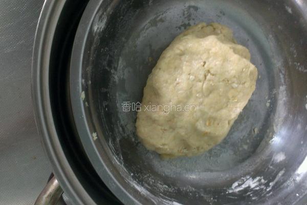 核桃芝麻饼干的做法图解2